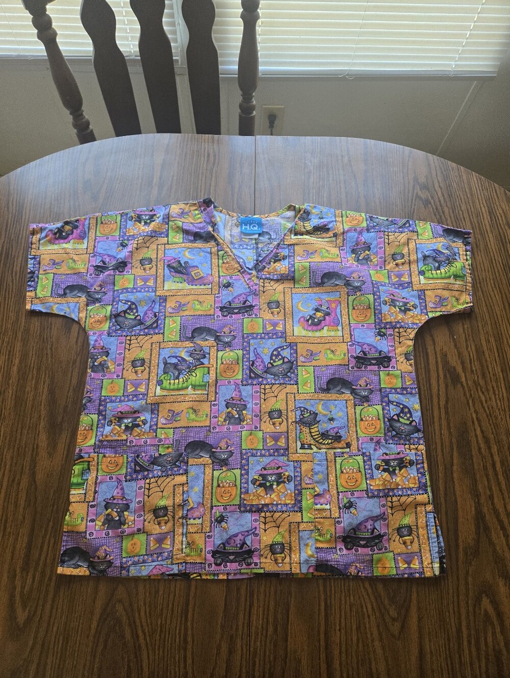 Scrub H.Q. Halloween Theme Scrub Top.  S
